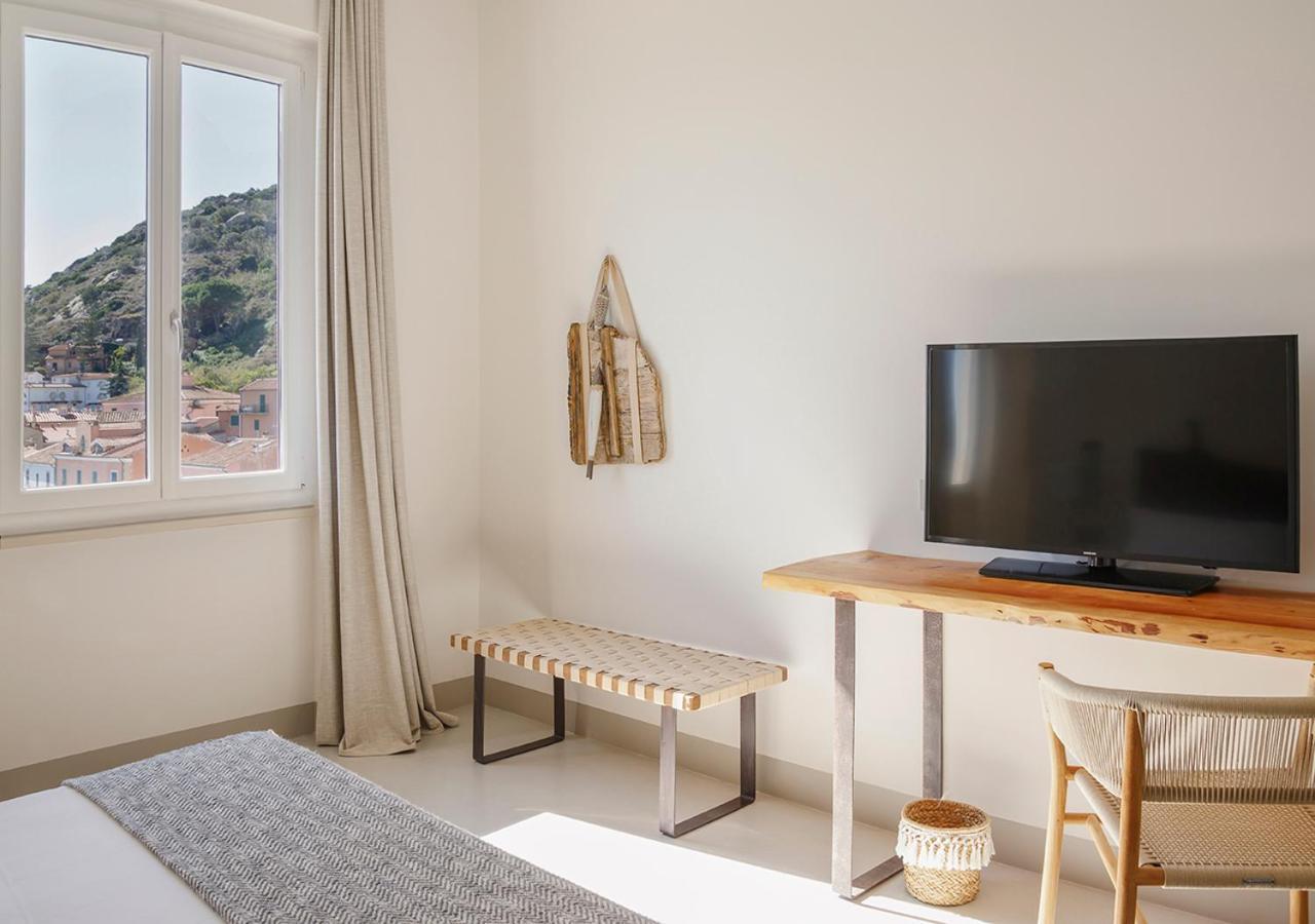 La Guardia Hotel Giglio Porto Luaran gambar
