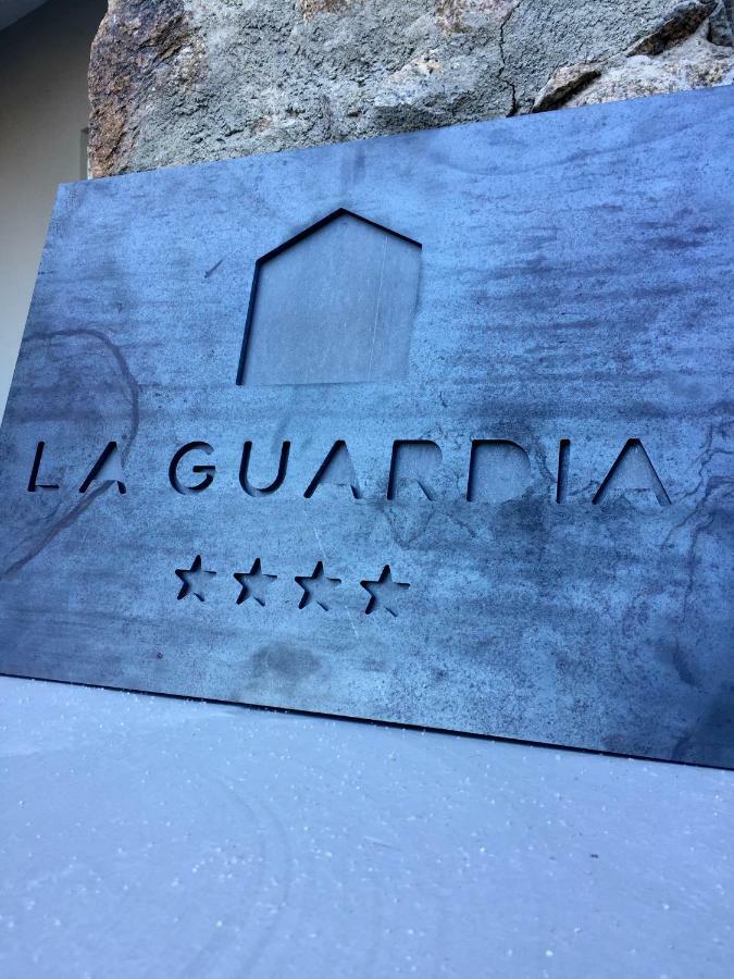 La Guardia Hotel Giglio Porto Luaran gambar